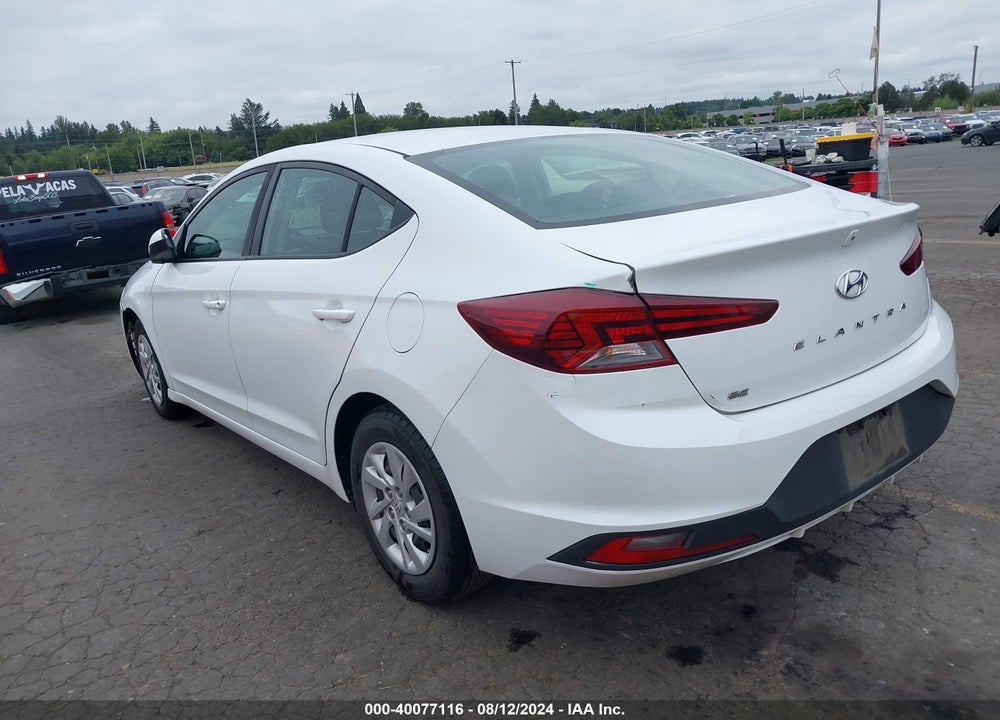 2019 HYUNDAI ELANTRA SE VIN: 5NPD74LF7KH440453