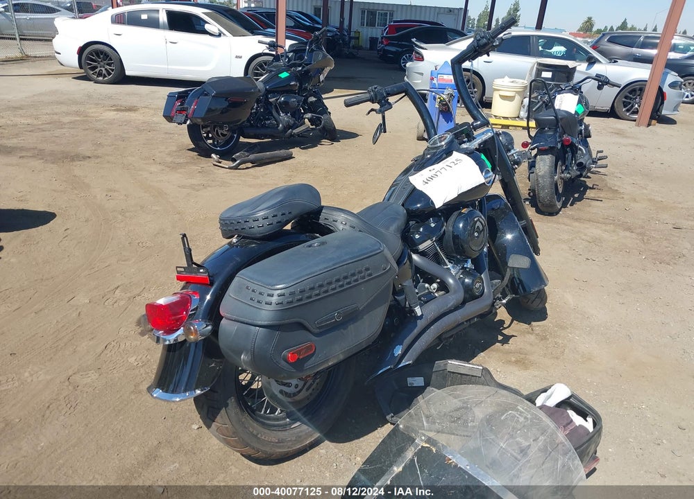 2018 HARLEY-DAVIDSON FLHC HERITAGE CLASSIC VIN: 1HD1YAJ12JC083228