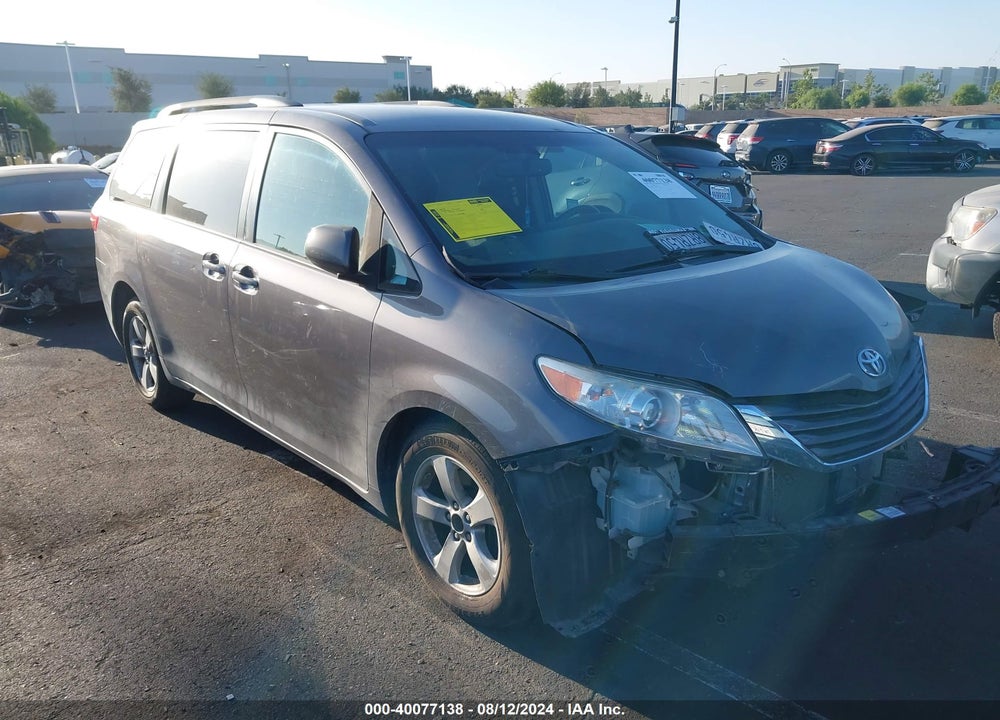 2017 TOYOTA SIENNA LE 8 PASSENGER VIN: 5TDKZ3DC9HS875414