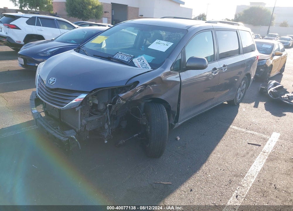 2017 TOYOTA SIENNA LE 8 PASSENGER VIN: 5TDKZ3DC9HS875414