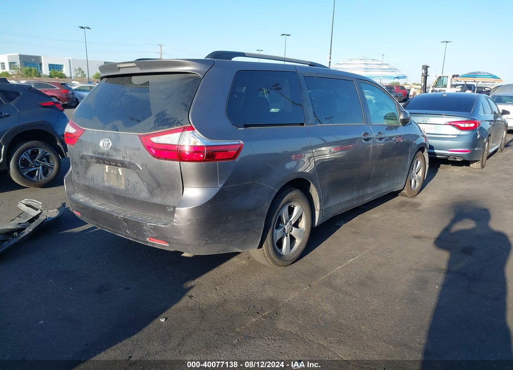 2017 TOYOTA SIENNA LE 8 PASSENGER VIN: 5TDKZ3DC9HS875414