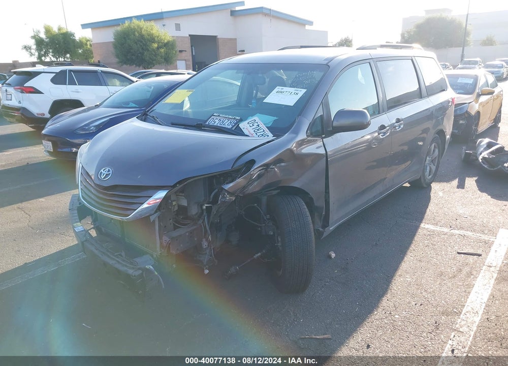 2017 TOYOTA SIENNA LE 8 PASSENGER VIN: 5TDKZ3DC9HS875414