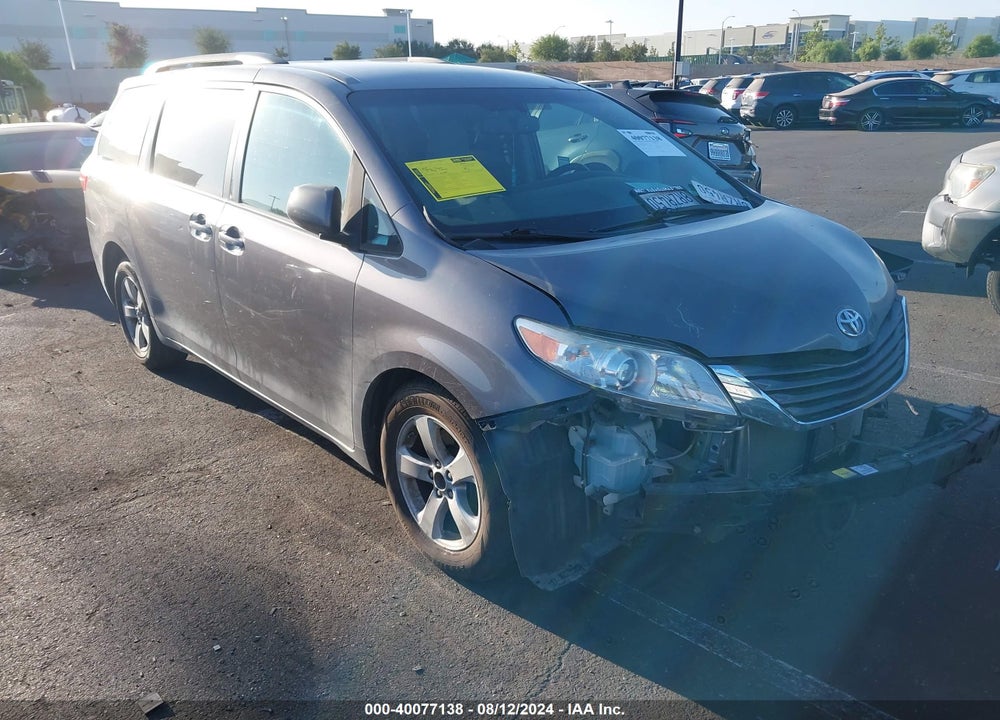 2017 TOYOTA SIENNA LE 8 PASSENGER VIN: 5TDKZ3DC9HS875414