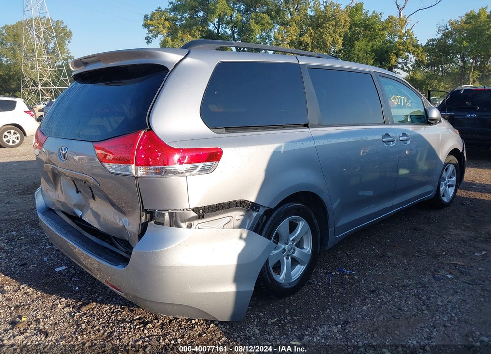 2011 TOYOTA SIENNA LE V6 AUTO ACCESS SEAT VIN: 5TDKK3DC9BS099832