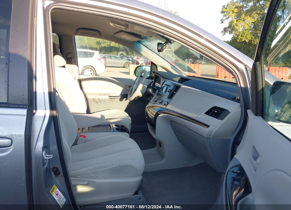 2011 TOYOTA SIENNA LE V6 AUTO ACCESS SEAT VIN: 5TDKK3DC9BS099832