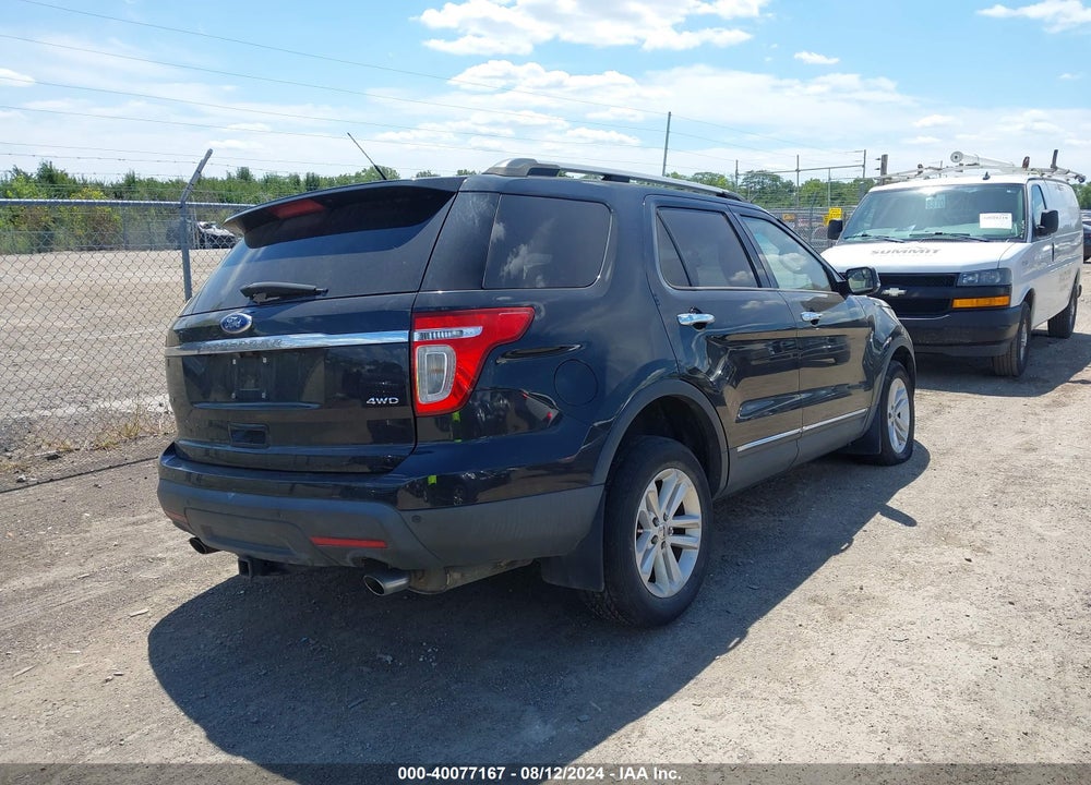 2011 FORD EXPLORER XLT VIN: 1FMHK8D84BGA49705