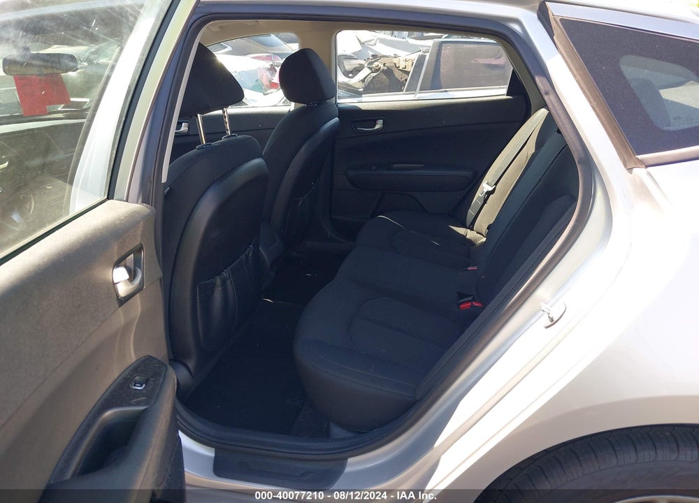 2018 KIA OPTIMA LX VIN: 5XXGT4L32JG239701