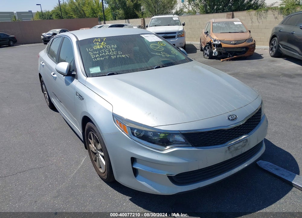2018 KIA OPTIMA LX VIN: 5XXGT4L32JG239701