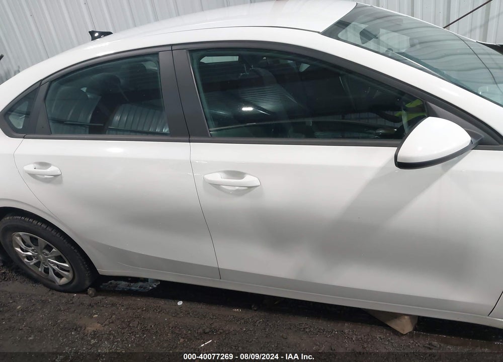 2021 KIA FORTE FE VIN: 3KPF24AD1ME303105