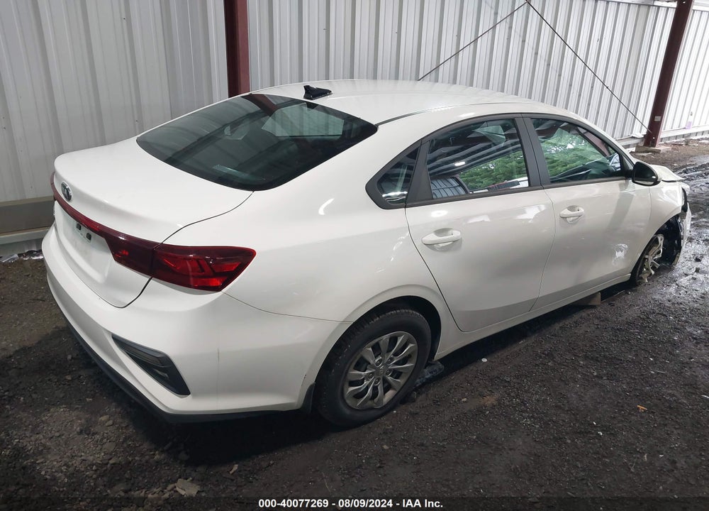 2021 KIA FORTE FE VIN: 3KPF24AD1ME303105