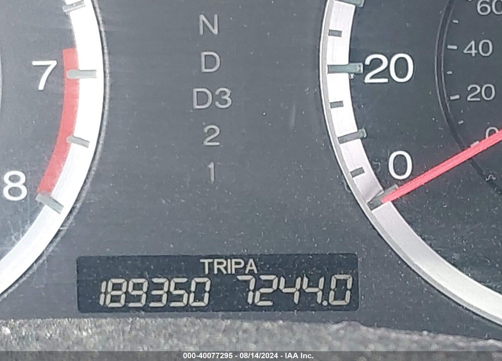 2011 HONDA ACCORD 2.4 LX VIN: 1HGCP2F33BA052906