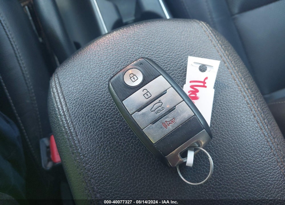 2017 KIA FORTE EX VIN: 3KPFL4A8XHE124633