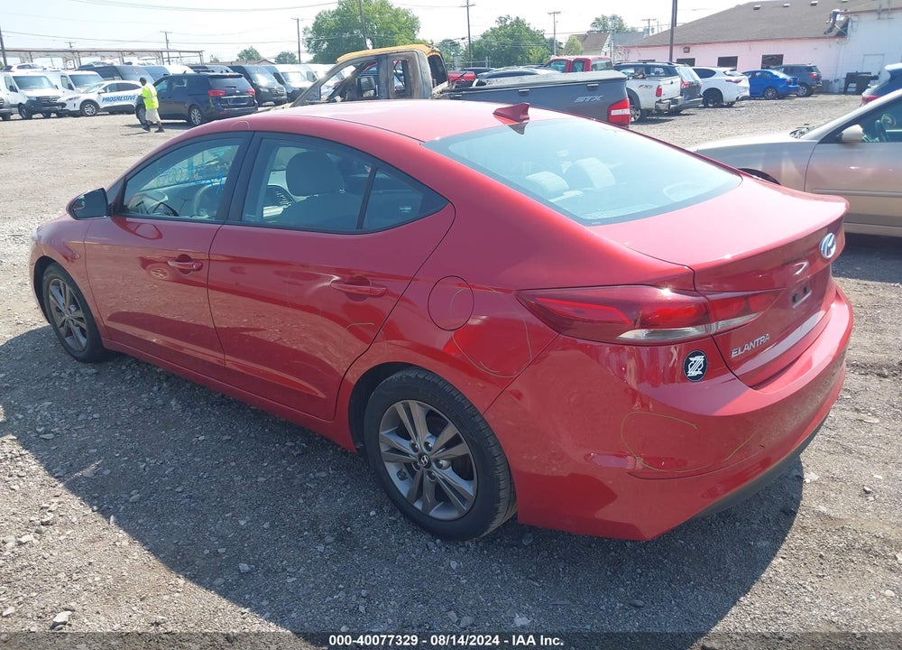 2017 HYUNDAI ELANTRA SE VIN: 5NPD84LFXHH005058