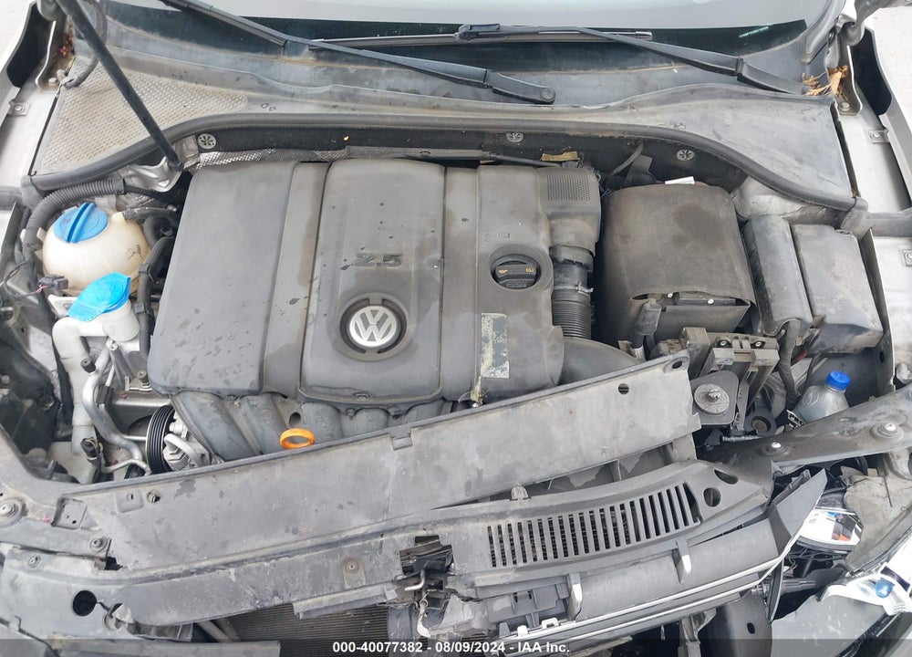2013 VOLKSWAGEN PASSAT 2.5L SE VIN: 1VWBP7A30DC100039