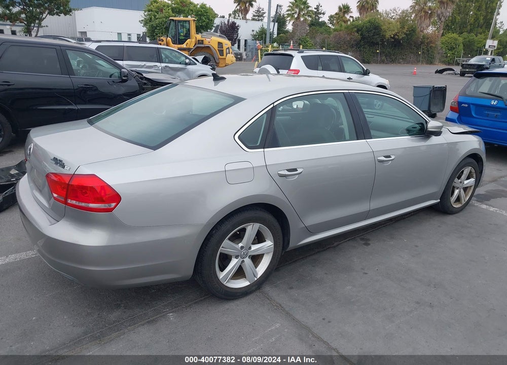 2013 VOLKSWAGEN PASSAT 2.5L SE VIN: 1VWBP7A30DC100039