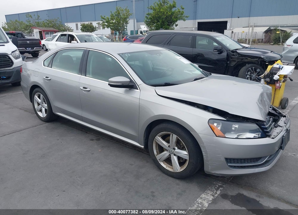 2013 VOLKSWAGEN PASSAT 2.5L SE VIN: 1VWBP7A30DC100039