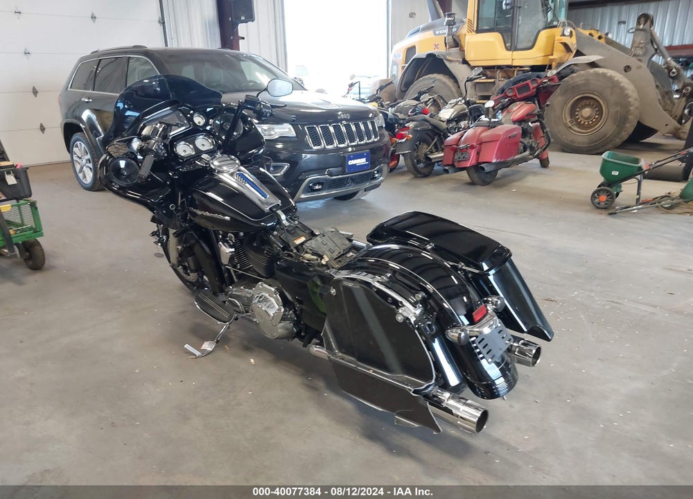 2015 HARLEY-DAVIDSON FLTRX ROAD GLIDE VIN: 1HD1KHM35FB606505