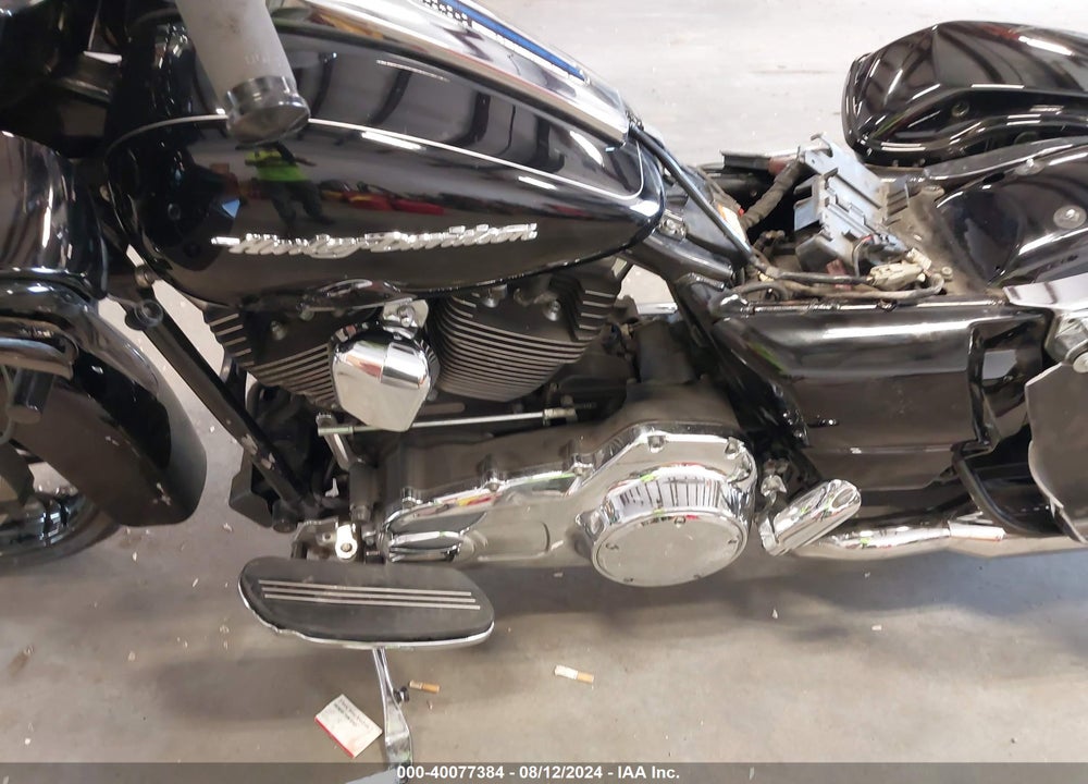 2015 HARLEY-DAVIDSON FLTRX ROAD GLIDE VIN: 1HD1KHM35FB606505