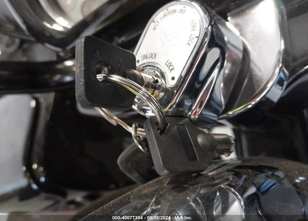 2015 HARLEY-DAVIDSON FLTRX ROAD GLIDE VIN: 1HD1KHM35FB606505