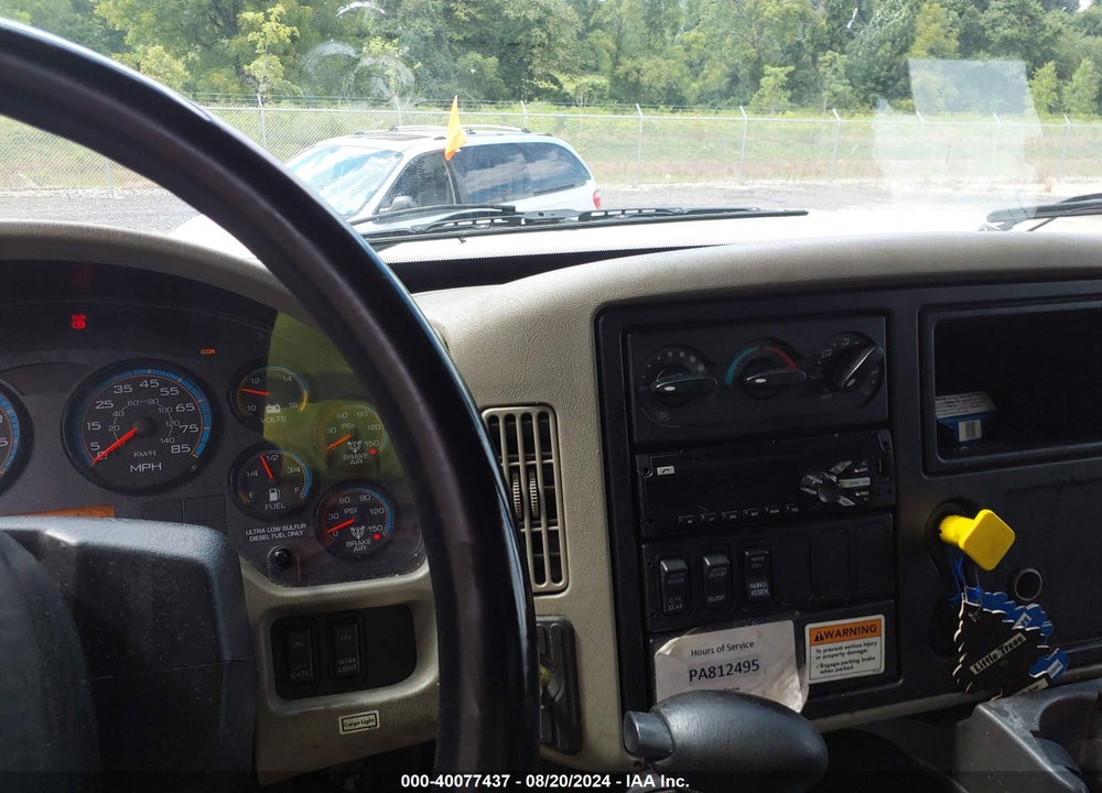 2015 INTERNATIONAL 4000 4300 VIN: 3HAMMMML9FL061307