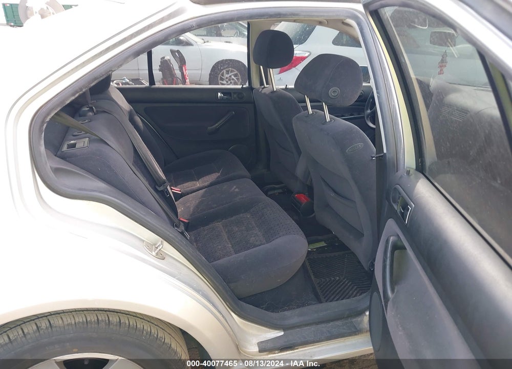 2000 VOLKSWAGEN JETTA GLS VIN: 3VWSA29M1YM049026