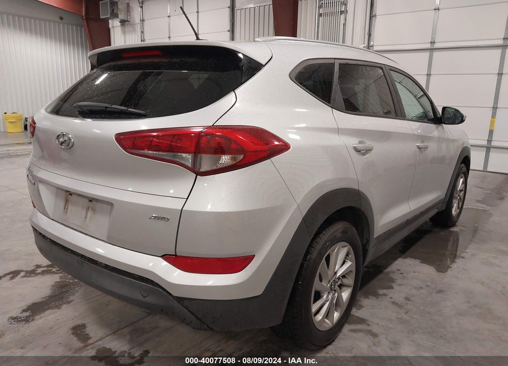 2016 HYUNDAI TUCSON SE VIN: KM8J3CA49GU089094