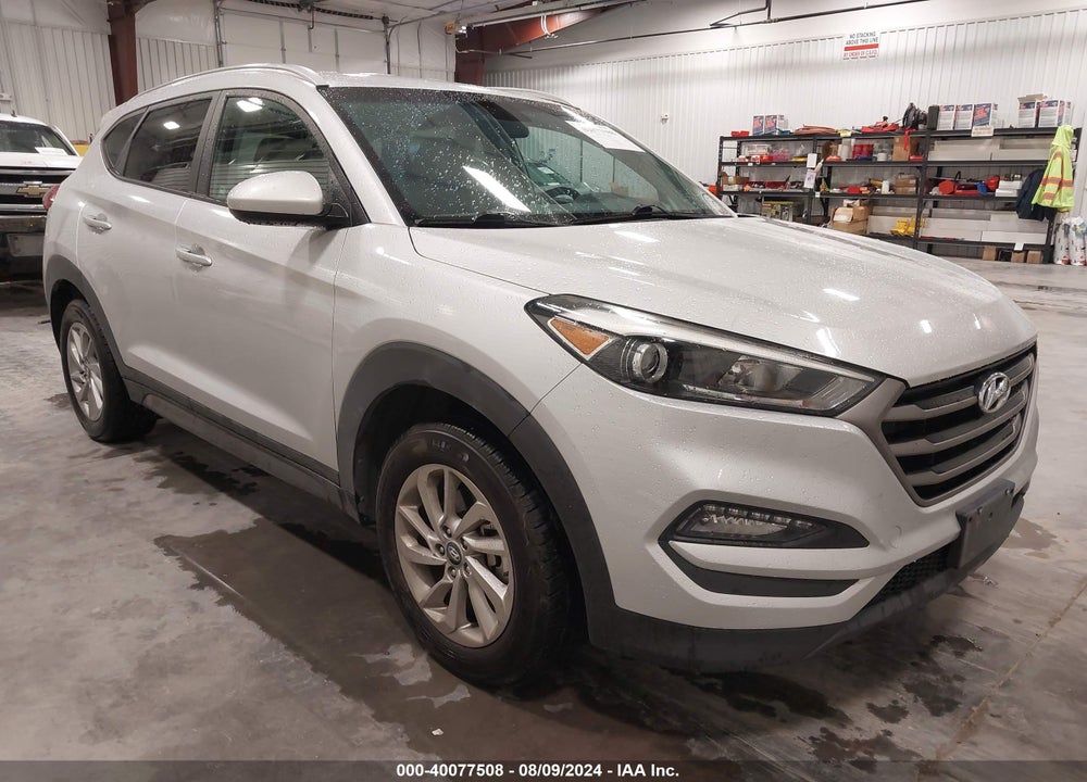 2016 HYUNDAI TUCSON SE VIN: KM8J3CA49GU089094