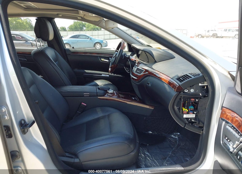 2012 MERCEDES-BENZ S 550 VIN: WDDNG7DB2CA442997