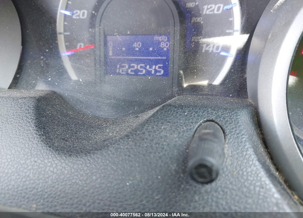 2012 HONDA FIT VIN: JHMGE8H32CC005330