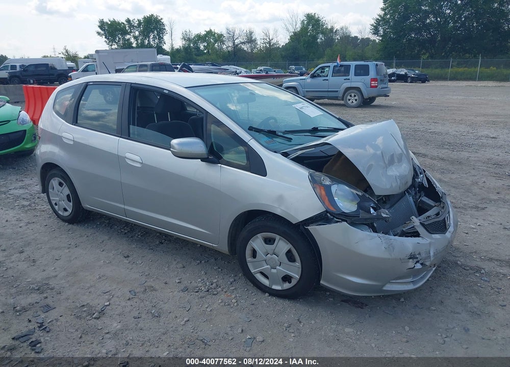 2012 HONDA FIT VIN: JHMGE8H32CC005330