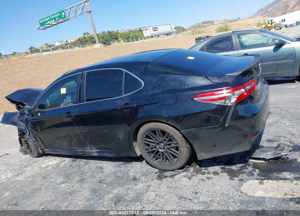 2018 TOYOTA CAMRY SE VIN: JTNB11HK5J3065679