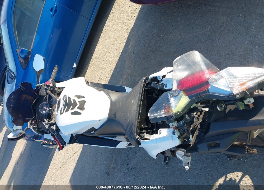 2014 HONDA VFR800 F VIN: JH2RC7913EK000726