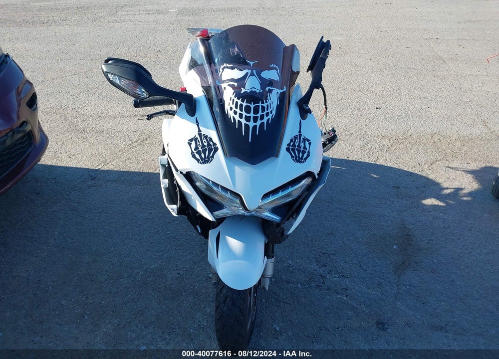 2014 HONDA VFR800 F VIN: JH2RC7913EK000726