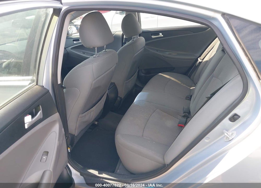 2013 HYUNDAI SONATA GLS VIN: 5NPEB4AC2DH754672