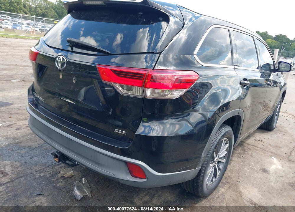 2017 TOYOTA HIGHLANDER VIN: 5TDKZRFHXHS509294