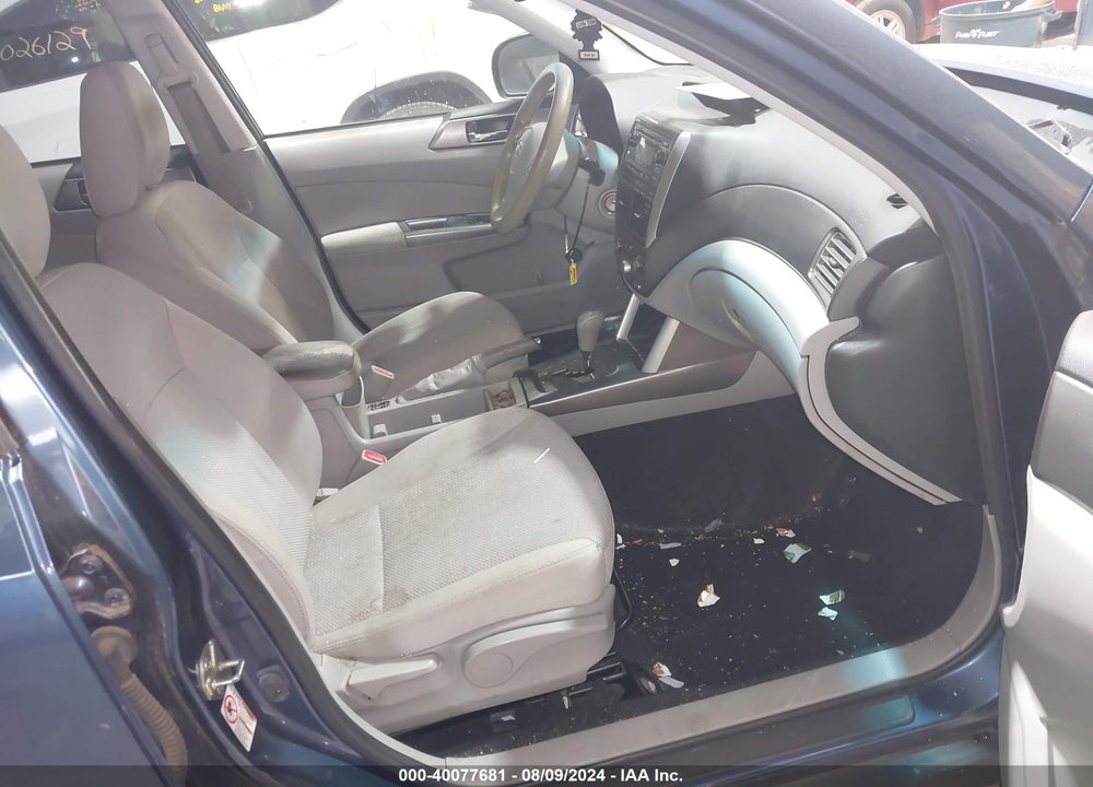 2013 SUBARU FORESTER 2.5X PREMIUM VIN: JF2SHADC0DH424752