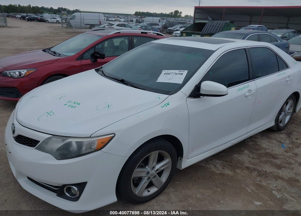 2013 TOYOTA CAMRY SE VIN: 4T1BF1FK8DU223967