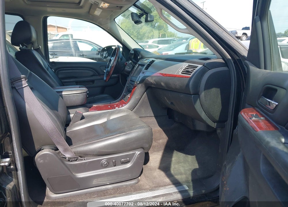 2013 CADILLAC ESCALADE ESV PREMIUM VIN: 1GYS3JEF9DR376677