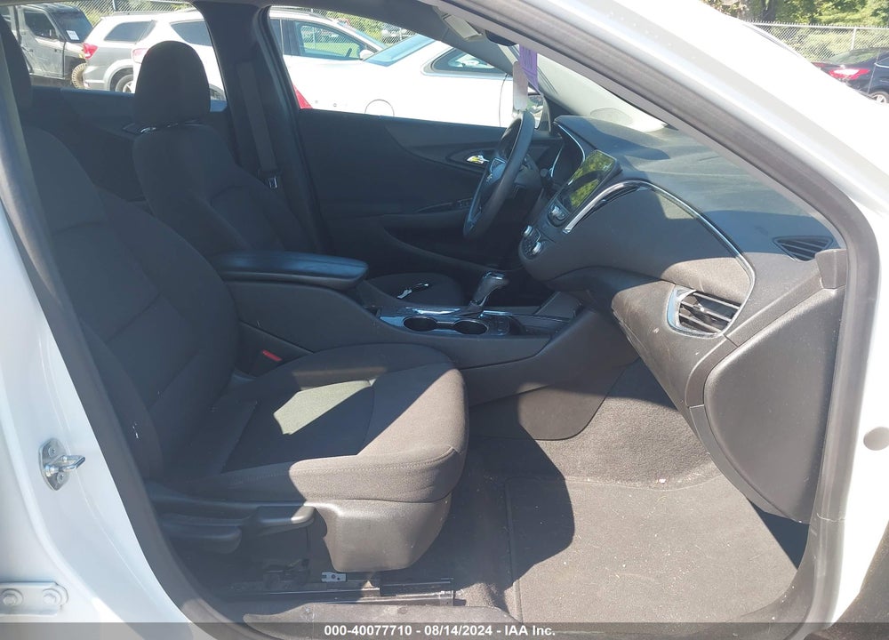 2019 CHEVROLET MALIBU VIN: 1G1ZD5ST3KF220693