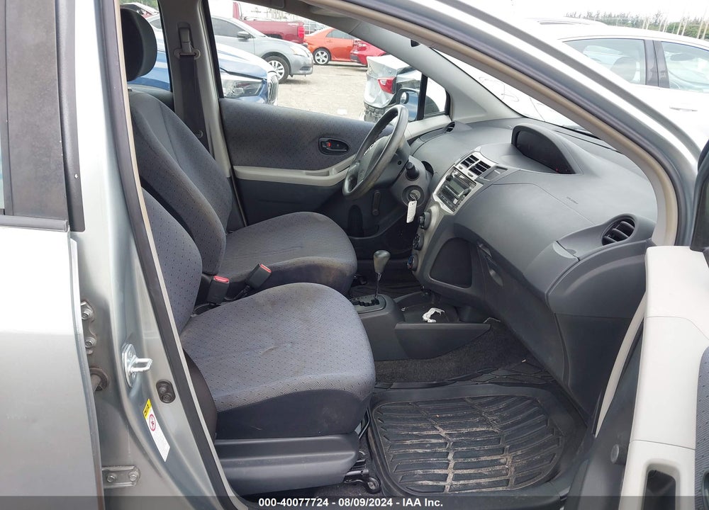 2011 TOYOTA YARIS VIN: JTDKT4K39B5329011