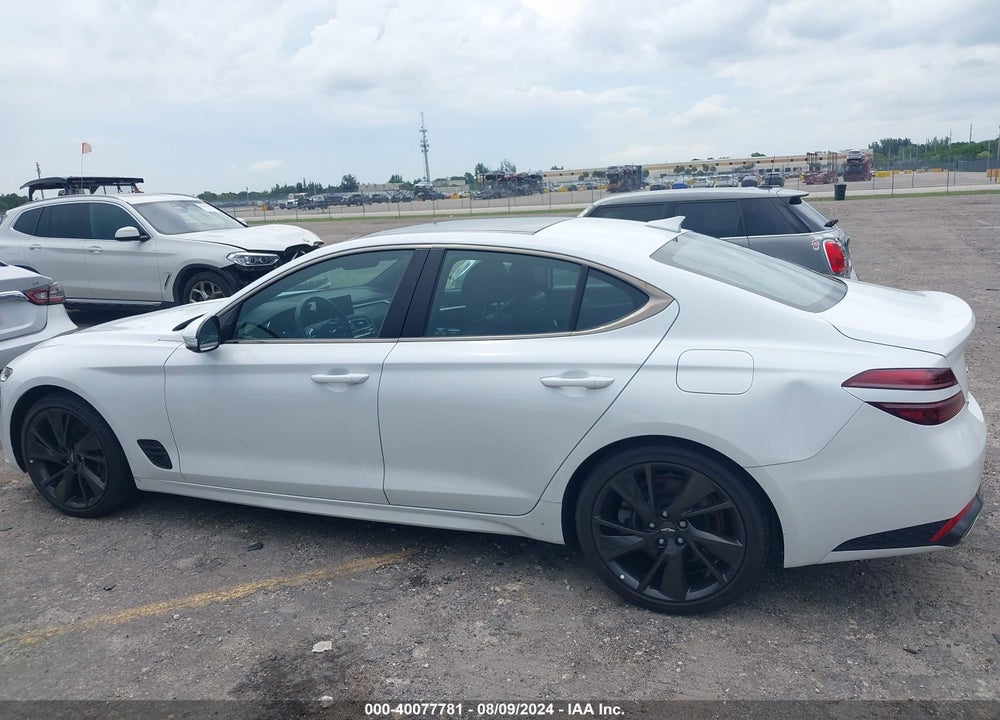 2022 GENESIS G70 3.3T AWD VIN: KMTG54TE4NU102806