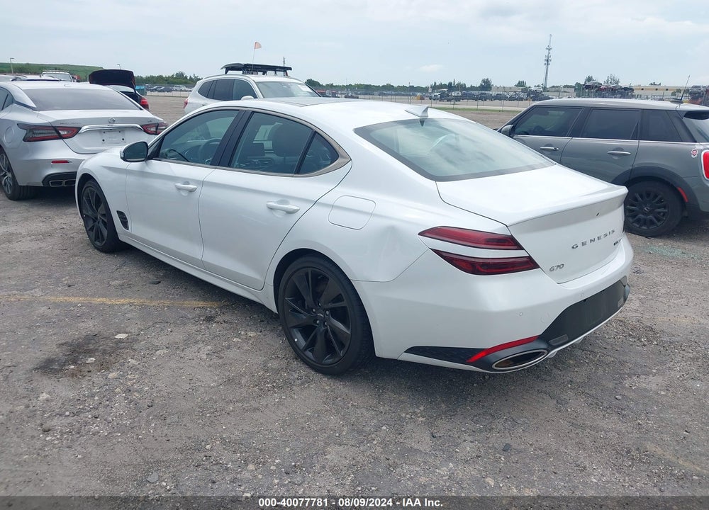 2022 GENESIS G70 3.3T AWD VIN: KMTG54TE4NU102806