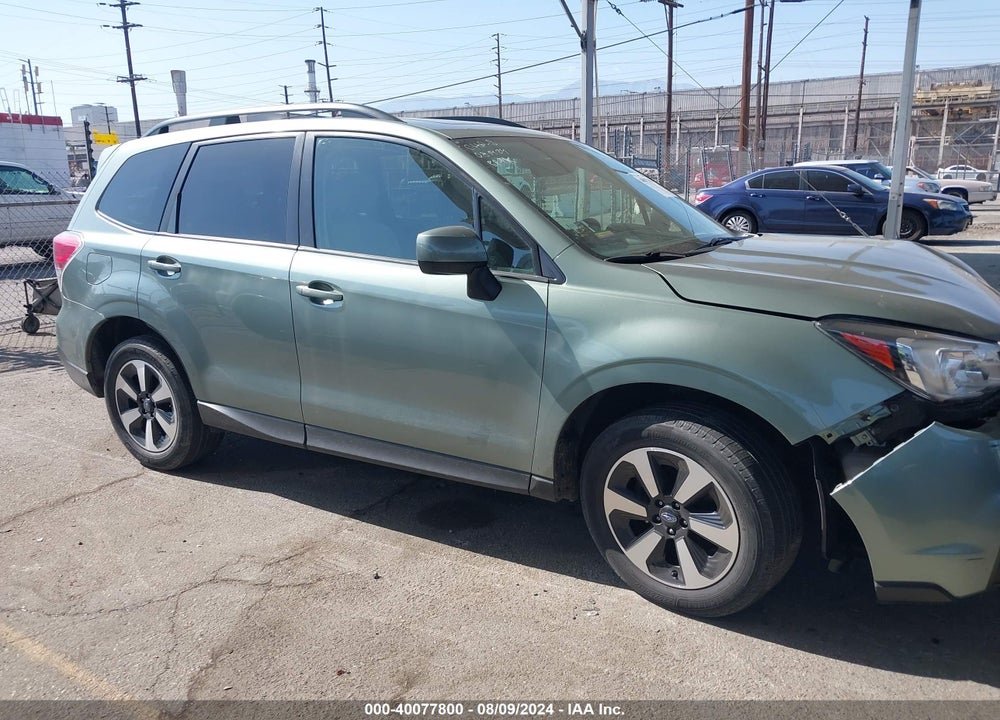 2017 SUBARU FORESTER 2.5I PREMIUM VIN: JF2SJAEC0HH492557