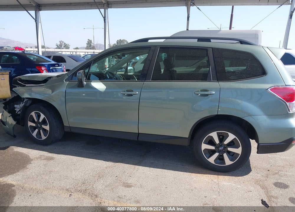 2017 SUBARU FORESTER 2.5I PREMIUM VIN: JF2SJAEC0HH492557