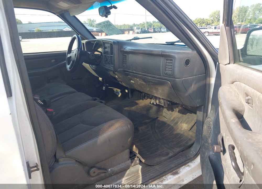 2004 GMC SIERRA 2500 WORK TRUCK VIN: 1GTGC24U74Z194008