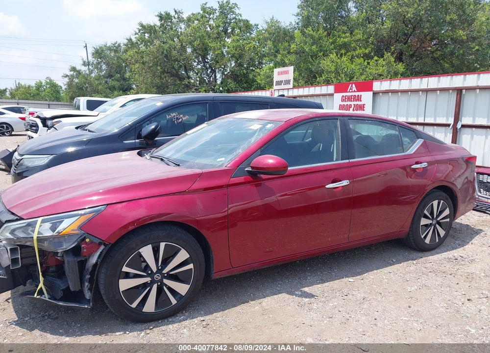 2021 NISSAN ALTIMA SV FWD VIN: 1N4BL4DV2MN418524