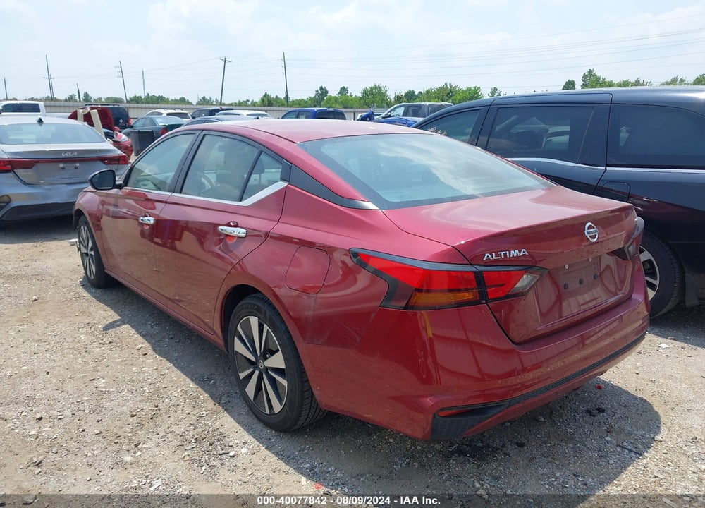 2021 NISSAN ALTIMA SV FWD VIN: 1N4BL4DV2MN418524
