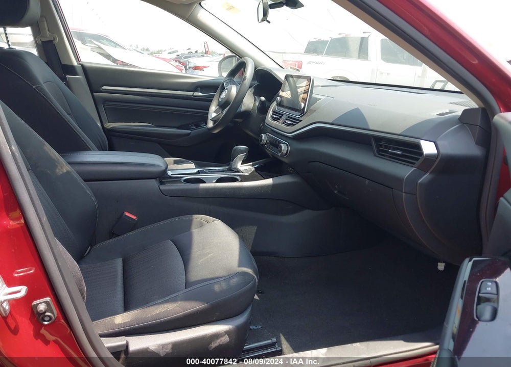 2021 NISSAN ALTIMA SV FWD VIN: 1N4BL4DV2MN418524