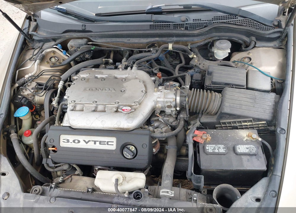 2005 HONDA ACCORD 3.0 EX VIN: 1HGCM66545A080008