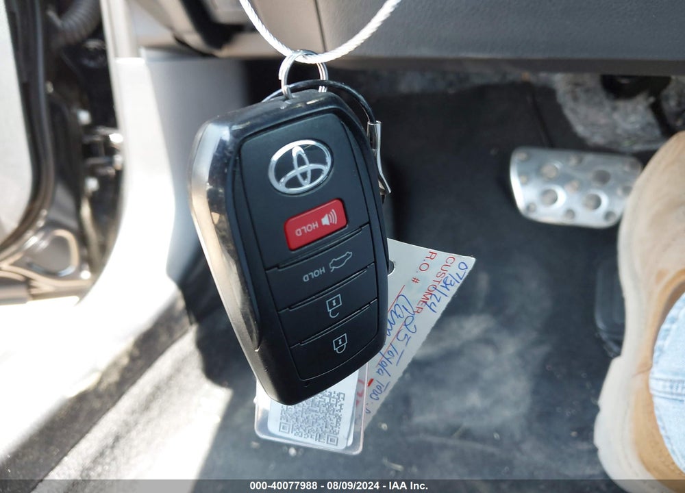 2025 TOYOTA CAMRY SE VIN: 4T1DAACK6SU007592